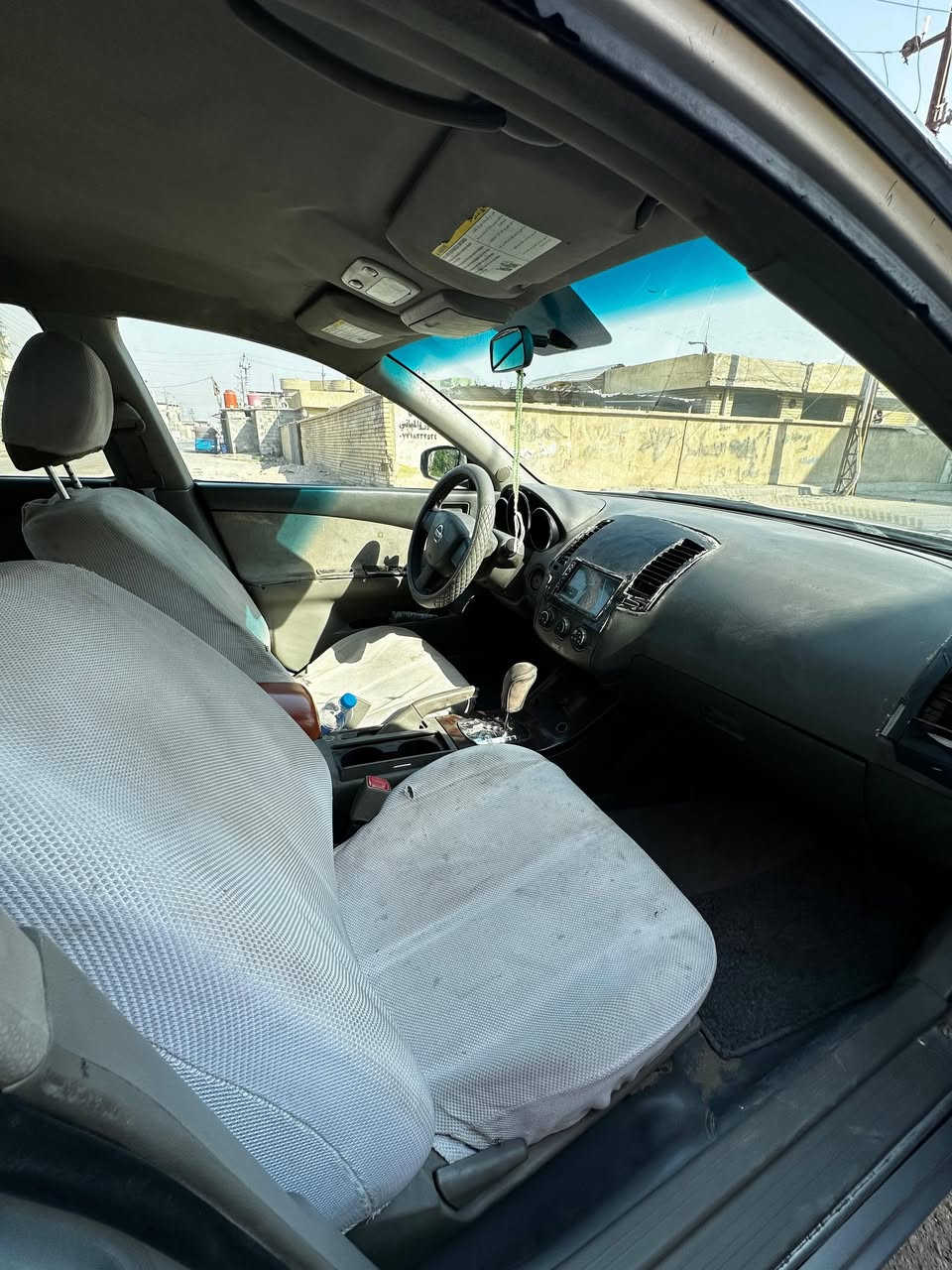 من رخصة مدير الكروب المحترم
السلام عليكم نيسان التيما 2007 خليجي محرك 4 سلندر ٢٥٠٠
مكفوله شواصي لغود  بيها مكانات صبخ
سنويه نهايه ل ٢٠٢٦
رقم بصره تحويل مباشر
كير تمام محرك بي تبخير
تخم تاير نضيف
٥ ويل كب
كهربائيات شغاله سنتر لوك شغال 
السياره يريدلها ترتيب للحدادة
التبريد عاطل
مكان السياره البصرة
***********
السعر ٣٧ وبيها مجال بسيط للشراي وانه بالخدمة
