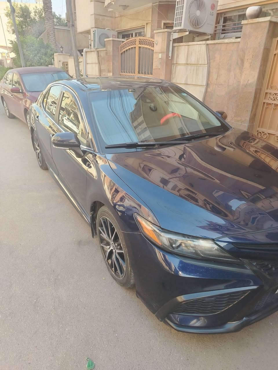كامري موديل ٢٠٢٢ وارد أمريكي كلين تايتل وعندي التقرير se السعر ٢٠٥ وبيها مجال ***********
