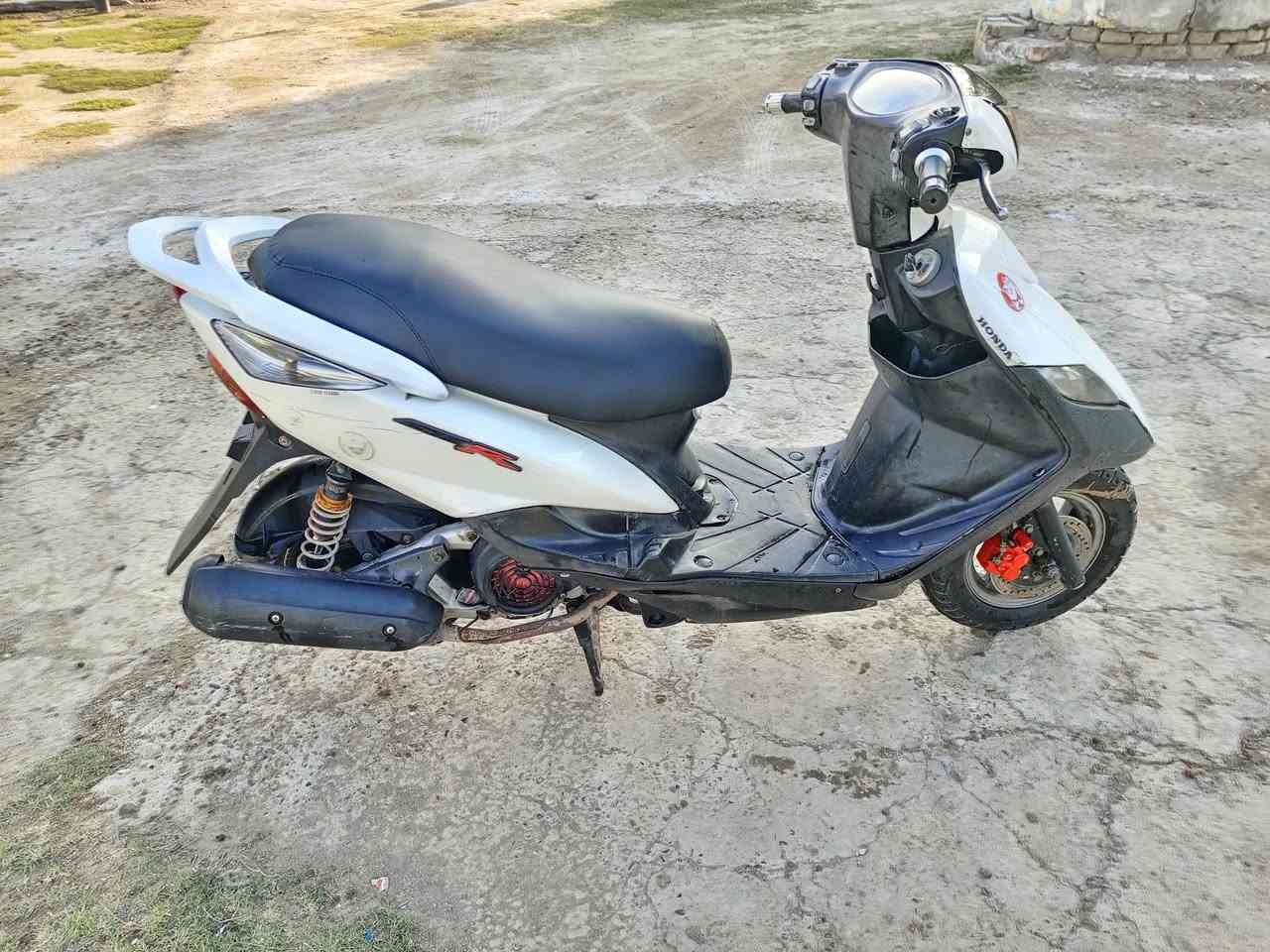 سلام عليكم
للبيع ثعلب كاملة من كلشي مكينة ابلادية ناعمة كلش شلعة و معدل كهربائيات كلهة شغالة تايرات دبلات جدد بيهة دبلات خلفية رياضي دراجة كاملة سعر 600و بيهة مجال مكاني بغداد الشعلة الرقم ***********واساب فقط
