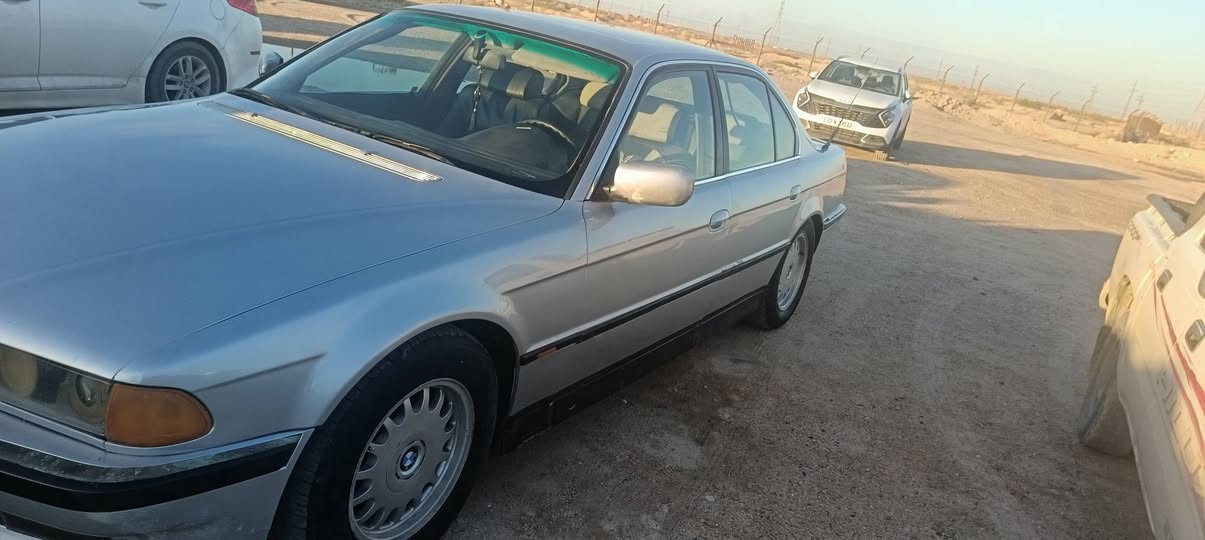 خفاش ٩٦ حجم 740i
جاهزه محرك كير تبريد حداده تخم تاير مصبوغه عام اثر جراد السعر٧٥ وبيه مجال مكاني بصره شط لعرب ***********
