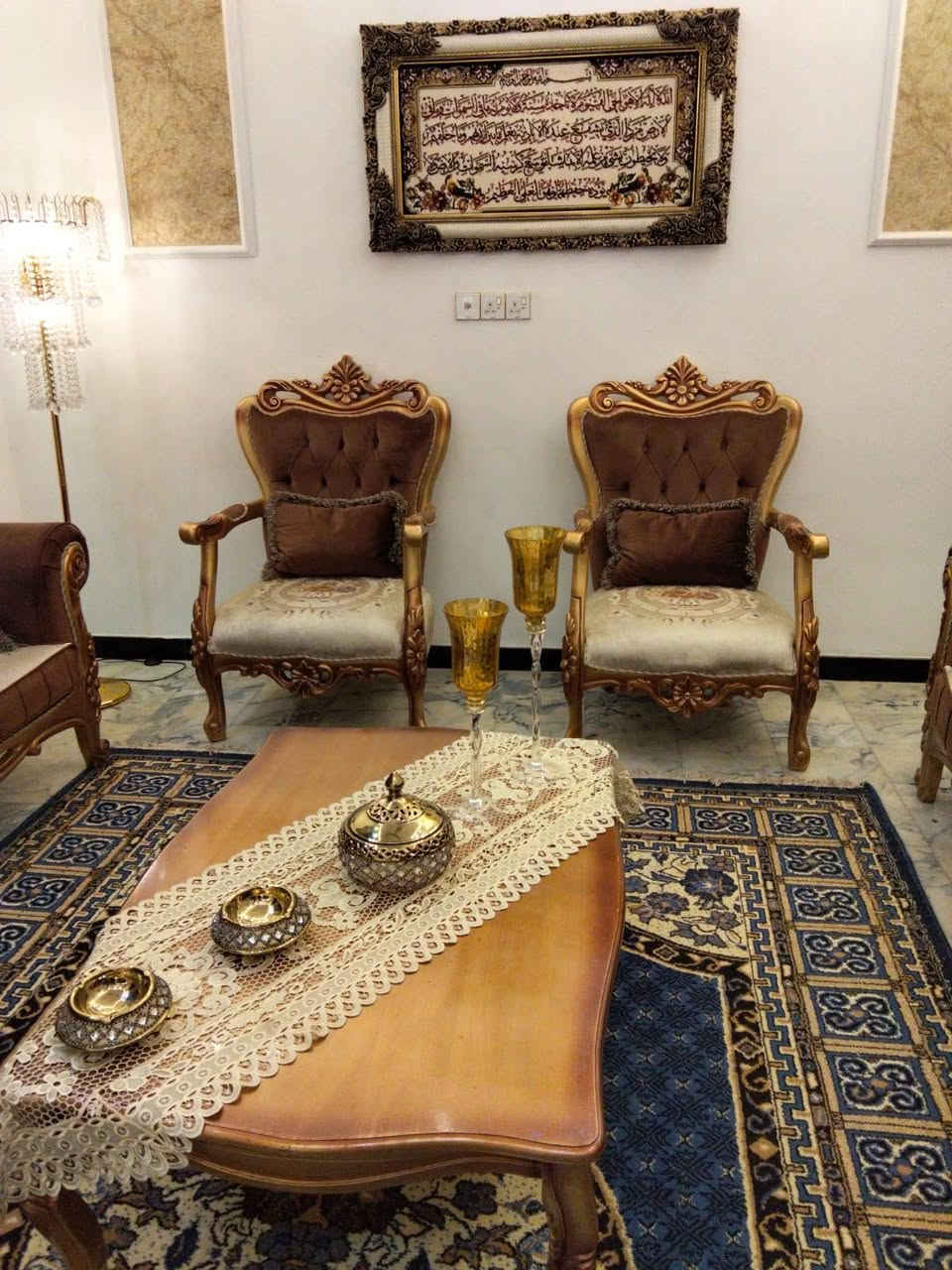 تخم زان تركي ملكي كلاسك ١٠ مقاعد اخو الجديد نضافته فول ويا طبله وسطيه اتصال ***********
