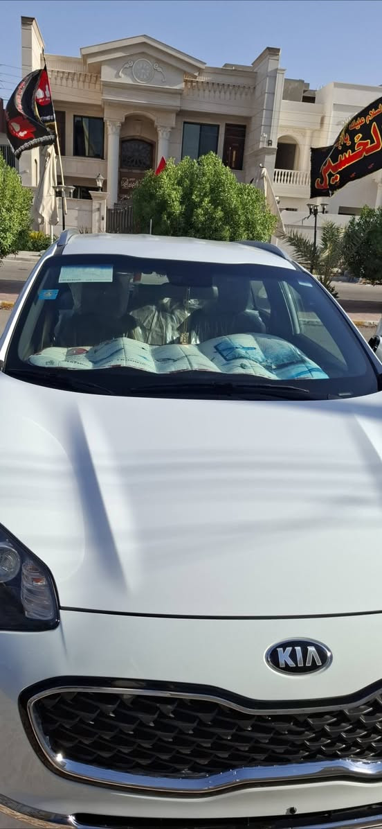 السلام عليكم سبورتح للبيع موديل ٢٠١٩ ابيض خليجي رقم بغداد انكليزي ماشية ٧٣ الف حساس امامي خلفي كامري تبريد قطعتين باسمي مكاني بغداد الكرخ للتواصل *********** بغداد, العراق
