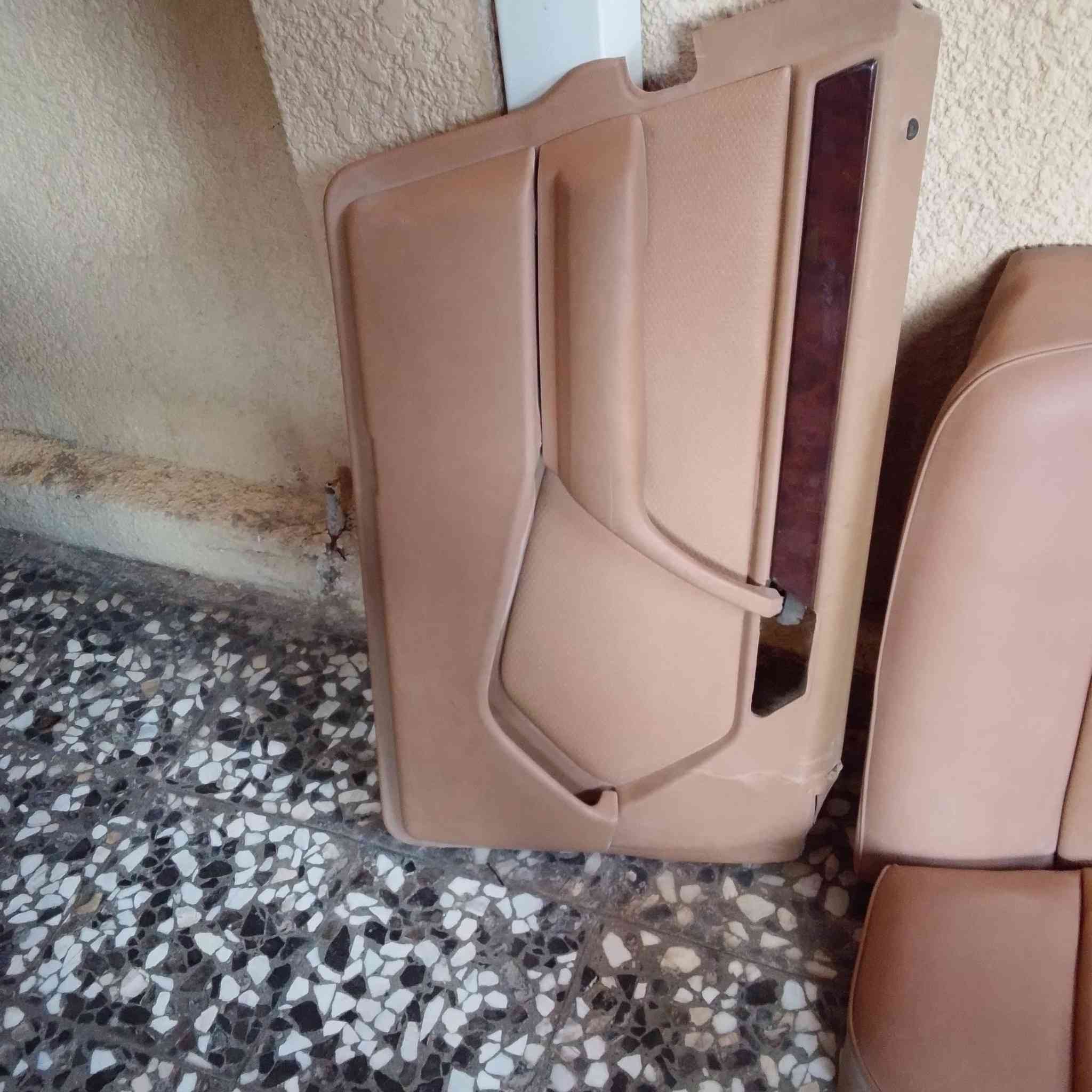 كشنات دب جلد أورلبيات
سعرهن 300 دولار 
للاستفسار الاتصال 
***********
