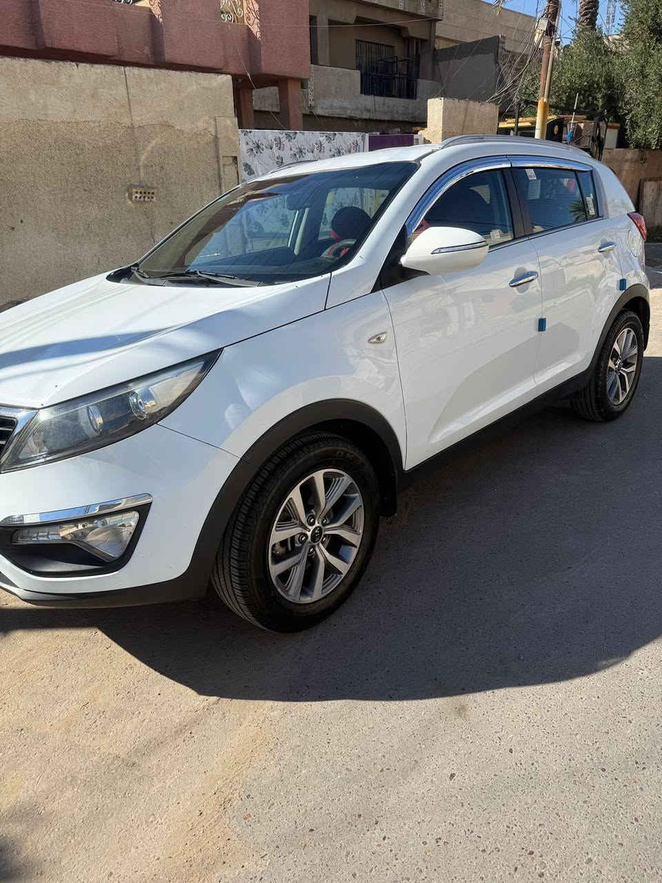 السلام عليكم كيا سبورتج موديل  2015 خليجيه ماشيه 149 الف سعرها 155وبيها مجال وتفاصيلها موجوده بصور السونار الي ناشره بالمنشور مكان بغداد حي التراث *********** ورقم السياره بغداد الانكليزي الجديد
