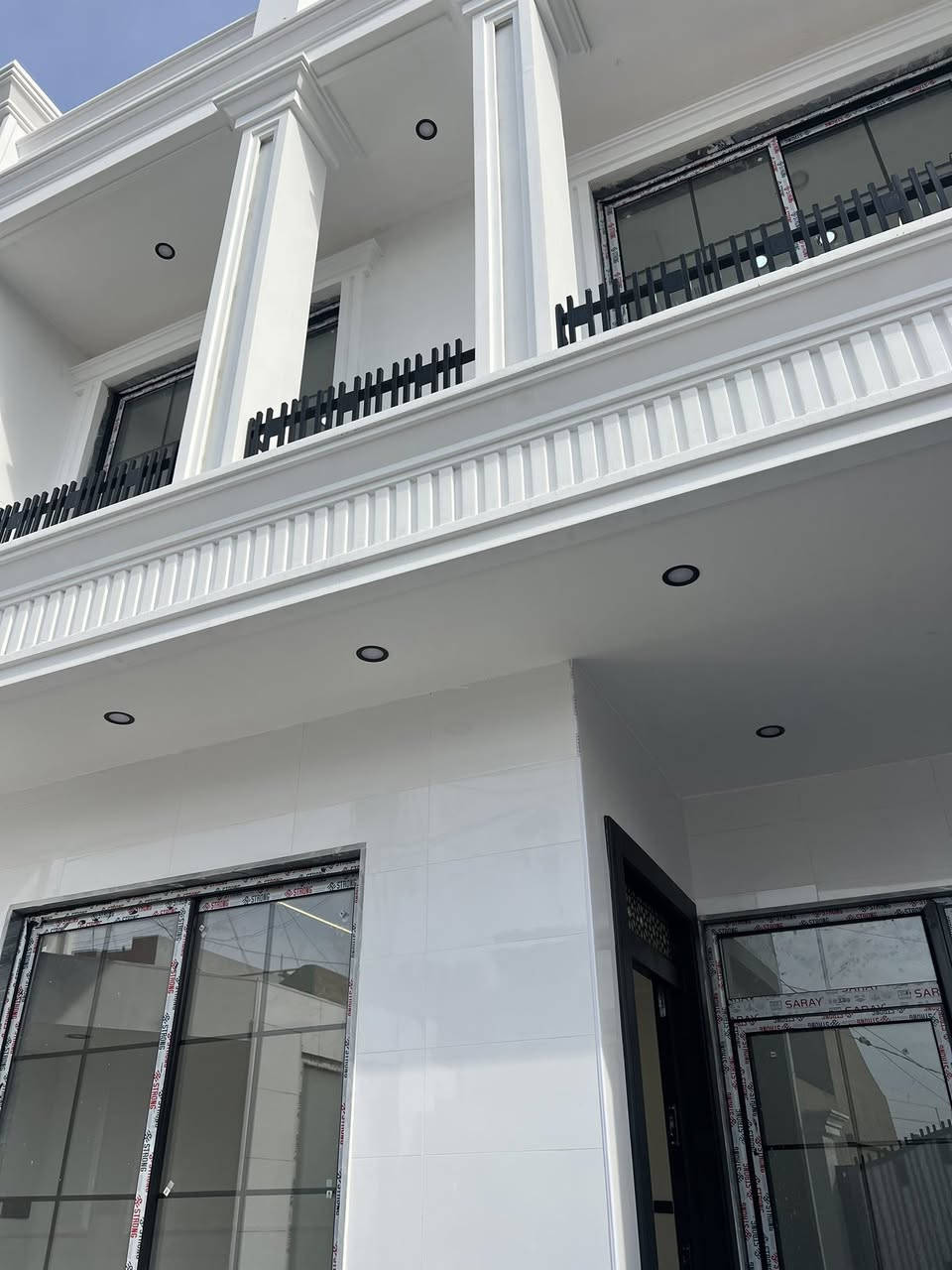 عرض جديد من #عقارات_انس_في_اربيل
للبيع في أربيل -حي قربو

المساحه:125متر

يتكون من :4 غرف نوم

صالة

استقبال

مطبخ حار وبارد

مجموعة صحيات

كراج

السعر :80،000$

8 دفاتر و بيه مجال

للاستفسار الاتصال على ارقام الهاتف:

***********

***********

***********

#عقارات #اربيل #عقارات #موصل #عقارات #انبار #عقارات #البصرة #عقارات #كركوك #عقارات #ديالي #لانه_ستي #تكريت #عقارات #سامرا #هفالان #فرمانبران #لاوان_ستي #كلوبال_ستي #حي_قربو #اشتي_فيلج #هيوا_ستي #اوزال_ستي #اربيل_الجديدة #5حساروك #ازادي_نوي
