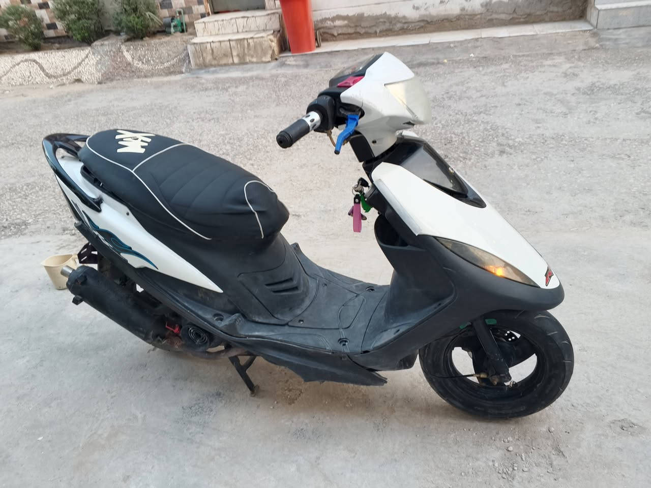 ماكس عدله لل بيع
الكفرات بلاد ختم واحد
كهربائيات كامله شغاله
 سلف وا هندر من اول مره
شلعه ومعدل
الدراجه ما ناقصها اي شي تاخذها وتدعيلي
السعر750وبيها مجال
المكان كربلاء_حولي مستشفى الكفيل_عامود1356
***********
