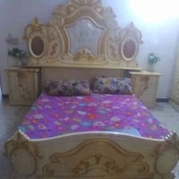 سلام. عليكم غرف نوم صاج فوم مستعملة سعر     ٧٠٠  الف  العنوان بغداد جد...