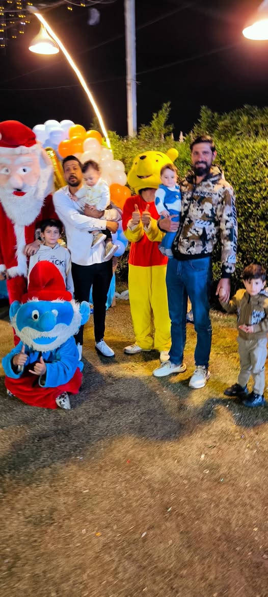 عيد ميلاد ايان الان في متنزه نيو دي العائلي في الدورة
سعر الحجز والتزيين كامل ب35 الف مع الدمى ودي جي وتصوير للحجز ***********
💥عنوان متنزه نيو دي العائلي  💥
بغداد الدورة مدخل حي اسيا من سريع الدورة نهاية شارع جامع حاتم السعدون على اليسار مجاور مدرسة الوهاب ومدرسة السراج💯
#متنزه_نيو_دي_العائلي
#بغداد_الدورة
#نمبر_ون
