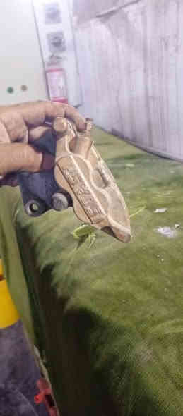 السلام عليكم شباب دبل امامي ماكس عدله زائدا شيال راجع زائد انفج اصلي وتقواله مال دبل بياع تقاطع درويش  وهذا رقم الهاتف ***********
