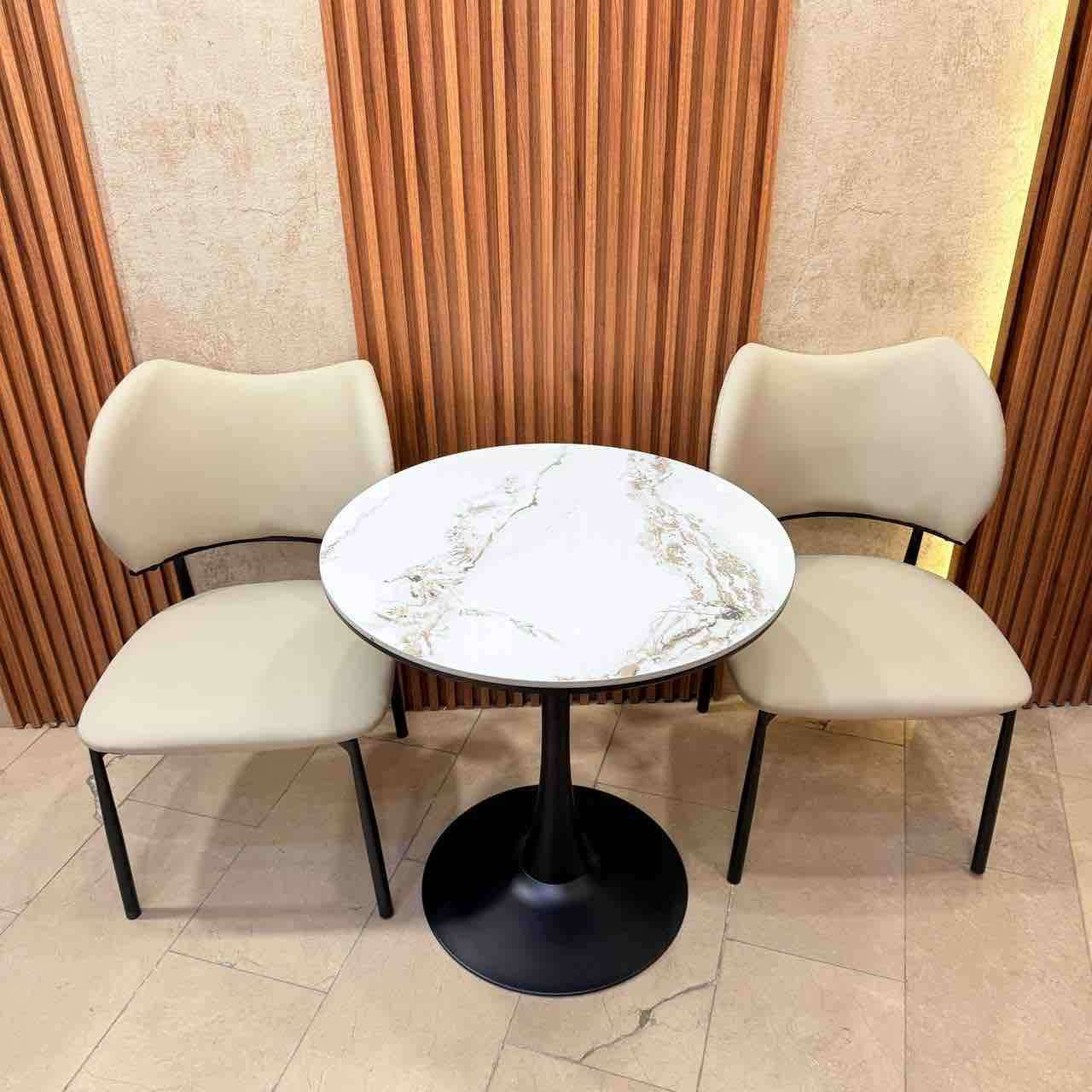 سيت استراحه فندقي 2+1
سطح الميز رخام مزجج 
قياس الميز 70 سم 
دوشمه جلد رجل حديد 

السعر 140 الف


**إذا كنت صاحب هذا الإعلان وتريد حذفه لأي سبب، رجاءا أرسل رسالة إلى الدعم الفني**