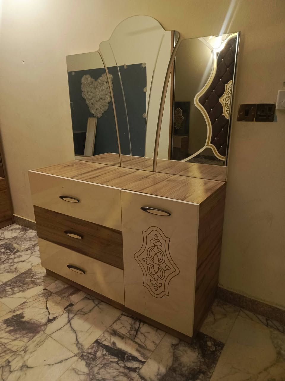 غرفه البيع 6 قطع سعرة 250بيه مجال


**إذا كنت صاحب هذا الإعلان وتريد حذفه لأي سبب، رجاءا أرسل رسالة إلى الدعم الفني**