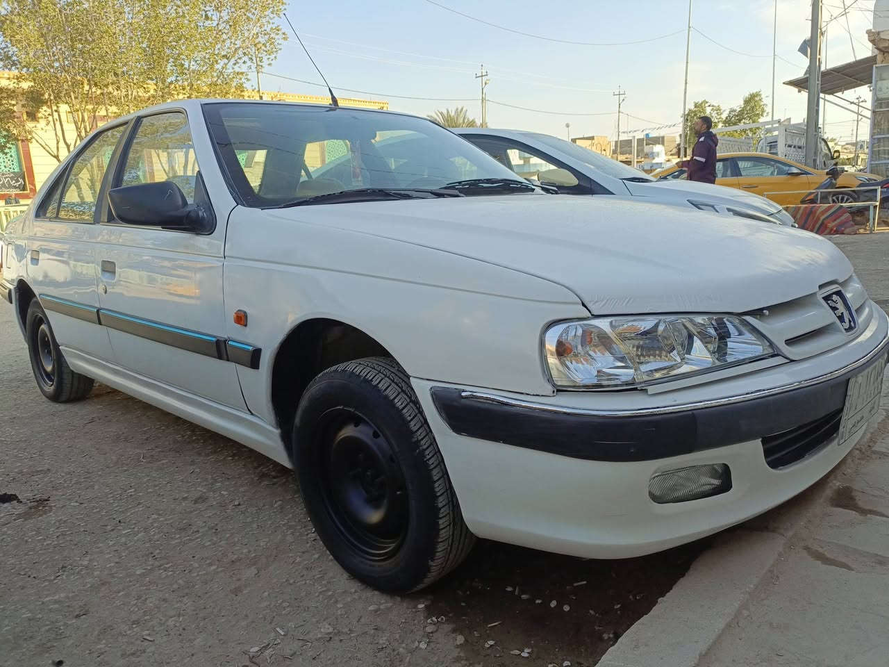 بيجو بارص نجف 2012 مكينه جديد حداديه جديد تخم تاير مكفوال من ضربه
السعر 36 بيه مجال شراي يتصل على رقم ***********
الدوانيه قضاء غماس
