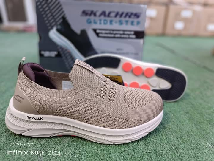 احذيه اللبيع اسكجر اصلي سعر الزوج 25 القياس 42 41


**إذا كنت صاحب هذا الإعلان وتريد حذفه لأي سبب، رجاءا أرسل رسالة إلى الدعم الفني**