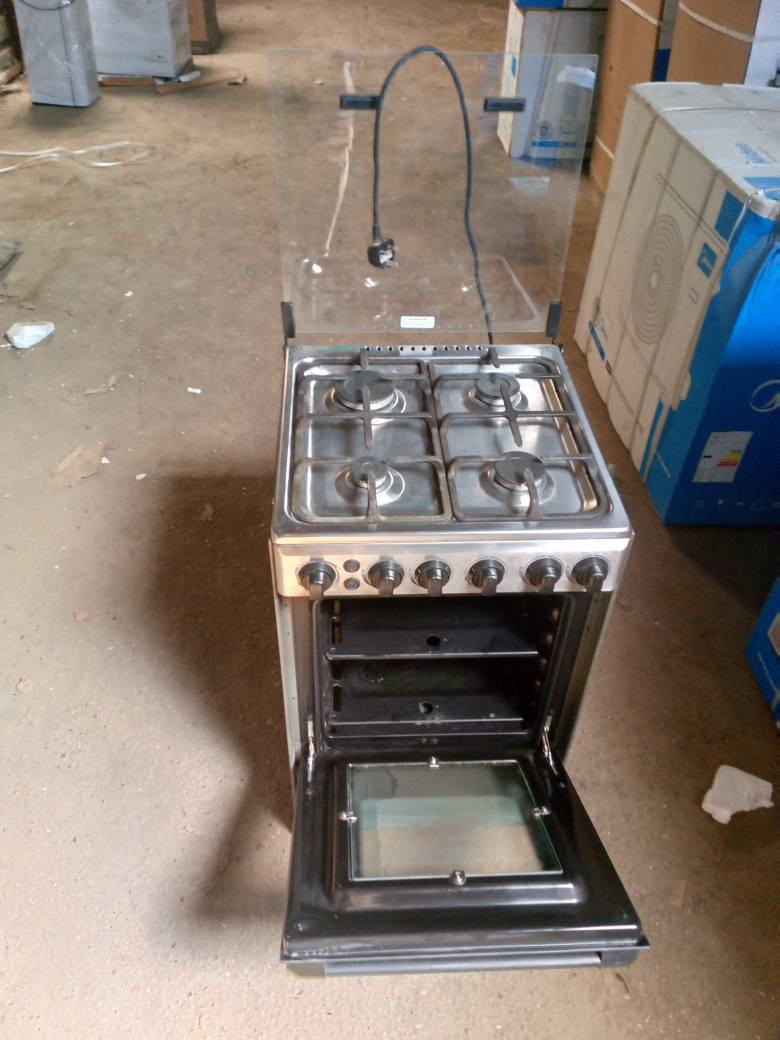 طباخ ميديا الاصلي مستعمل شهر واحد كله شغال فرن فوك وجوه وكهرباء عيون والفرن موجود توصيل داخل بغداد السعر 100الف
*********** بغداد, العراق
