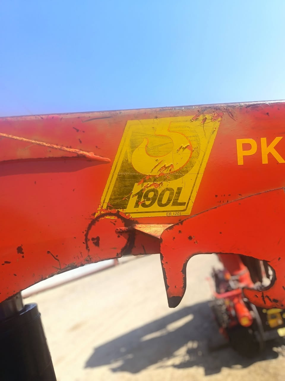 للبيع كرين بافنكر ميته حجم19000
2سلايت دهن
مديل 1993
مكفول من كسر وفطر ولحيم
رجلين مخالف
سعر ١٢٥ ورقه
***********
***********
مكان الكرين كركوك مفرق شوان قرب مطعم ميديا
