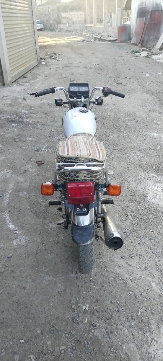 السلام عليكم ماطور 5 كير 2017 ماطور جاهز اي عيب مابيه محرك شرط سعره 275 وبيه مجال شراي تعال خاص وتدلل مكاني كركوك ***********
