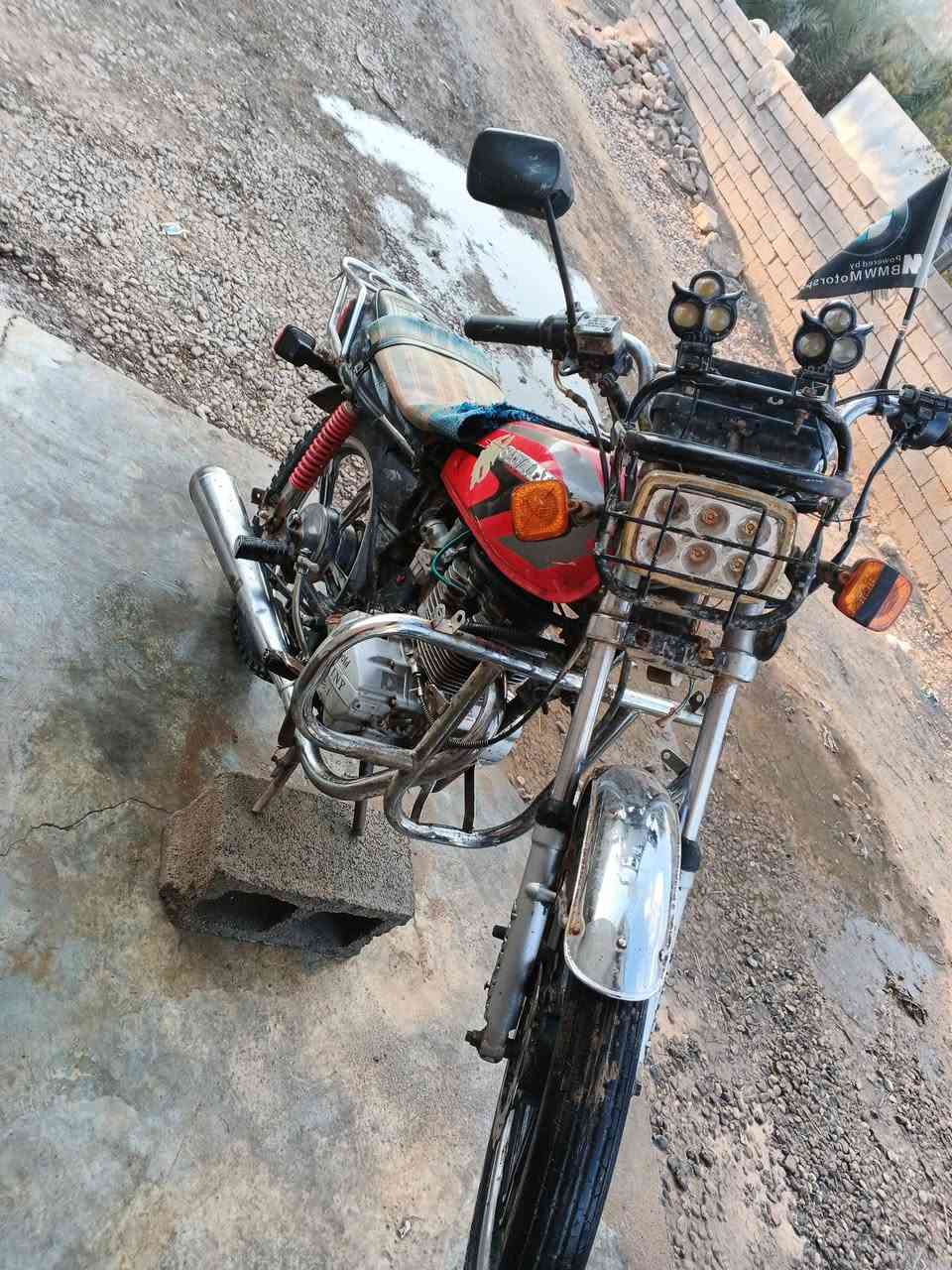 السلام عليكم  البيع ويرهم مراوس ب موطار و ستوته حسب القناعه ويوجد فرق‏‪***********‬‏
