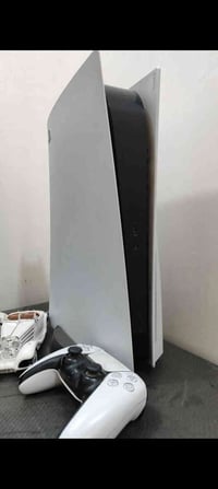 بلي 5 فات الأصلي أخو جيس نضيف كلش معه ثنين جوستكات 2 واقراص عدد 2فيفا ...