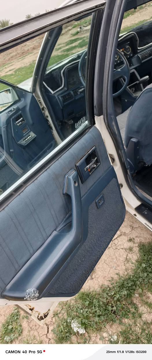 سلام عليكم اولدز موديل ٩٠ رقم دولي بسمي محرك وكير خير من الله التبريد جان شغال بس من بدلت المحرك راح التبريد تدفئة شغالة صدر أمامي خلفي جديد تخم تاير سنترلك كلة شغال بيها أماكن صبغ السيارة بلادية بس ابيع احزام السعر ٥٥ وبيها مجال قليل ***********
