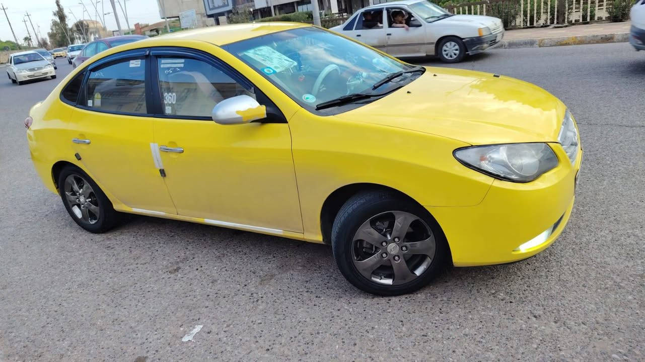 السلام عليكم
النترا 🚕  
موديل 2007
رقم بغداد  
 شرط التحويل 🚦 
هيئه وغرامة صفر 
محرك 16 
طخم تاير جديد 
طخم امامي خلفي جديد 
الاستفسار عل رقم
***********كورك
***********اسيا
