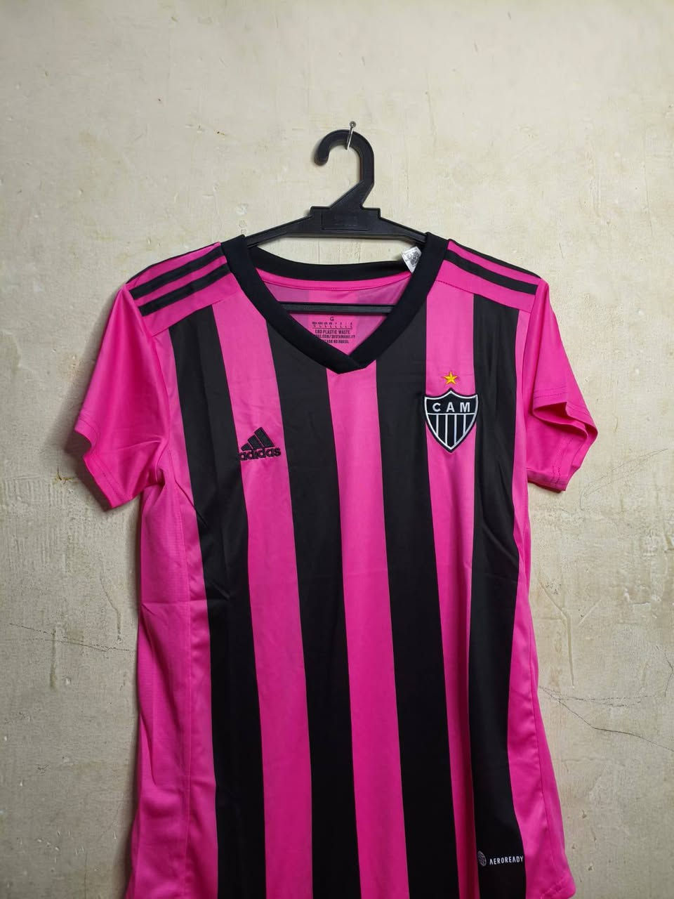 السلام عليكم دريسات شلعه وحدة ابيعهن عددهن 62قطعه
صناعتهن برازيل/وتايلند كلة باركود خياط اصلي اعلى سعر ابيع


**إذا كنت صاحب هذا الإعلان وتريد حذفه لأي سبب، رجاءا أرسل رسالة إلى الدعم الفني**