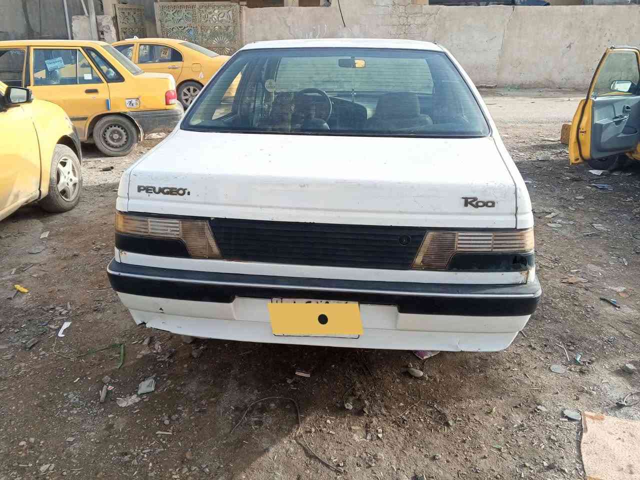 سلام عليكم بيجو روى للبيع. مستعجل سعر مناسب للغاية سياره جديده من كلشي داخل كله شغال كهربائية مكينه كير سياره خير من الله حداديه للبيع مستعجل *********** متواجد وات ساب
