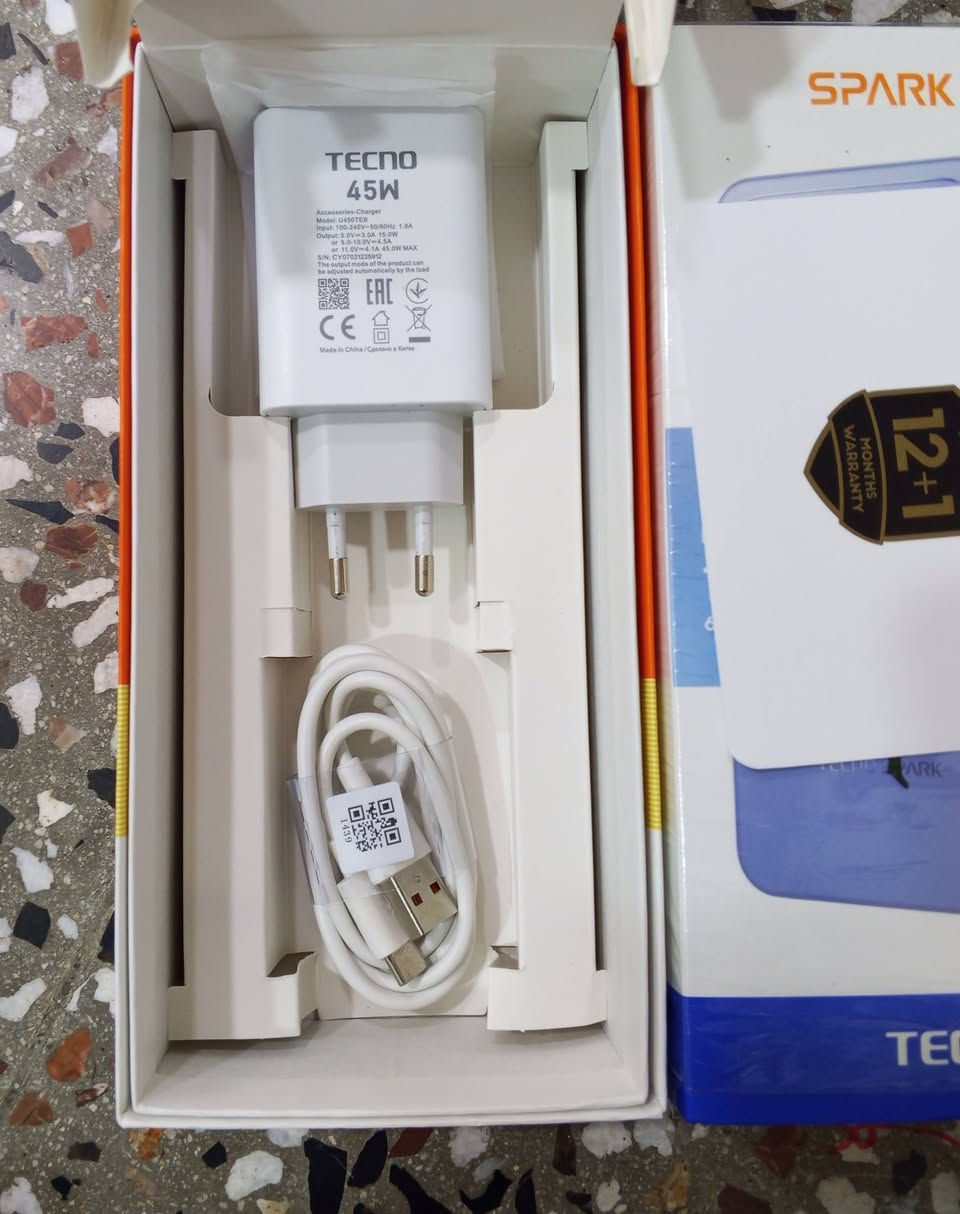 السلام عليكم ورحمه الله وبركاته 
من رخصت الادمن 
TECNO SPARK 40 
الجهاز جديد نظافه 100بل100 اللون اسود نفطي  
ذاكره 256 يدعم الذكاء الاصطناعي في تعديل الصور 
استخدام اسبوعين فقط الباكيت وملحقاته كامله 
للبيع او للمراوس بـ ايفون11 
المكان الفلوجه 
السعر 240 وبي مجال بسيط 
*********** بي واتساب
