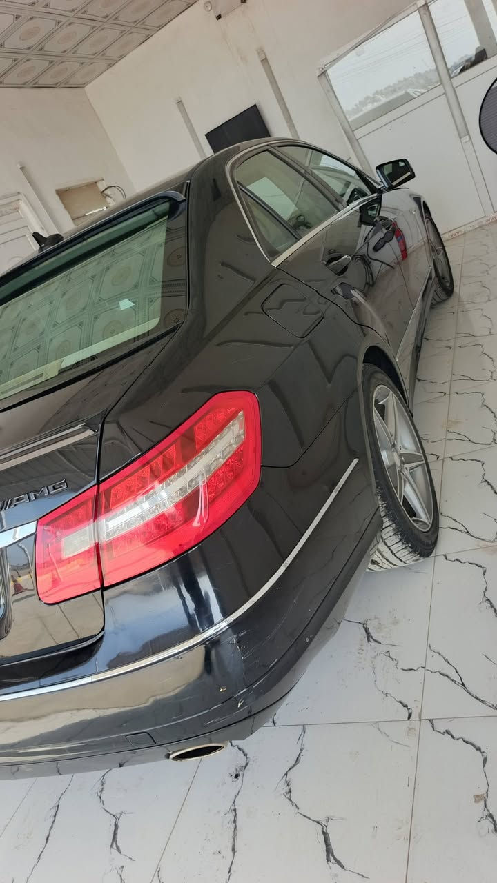 E350
2011
مكينة/V6
سلايد روف 
تبريد خلفي
بردة بلاديه
سستم صوت دمام خلفي
ويل AMG
شاشة أعطال
سيارة حلوة وومتعوبة
جاملغ أمامي وربع البنيد صبغ
مكاني ديالى جديدة الشط
سعر 155
***********

