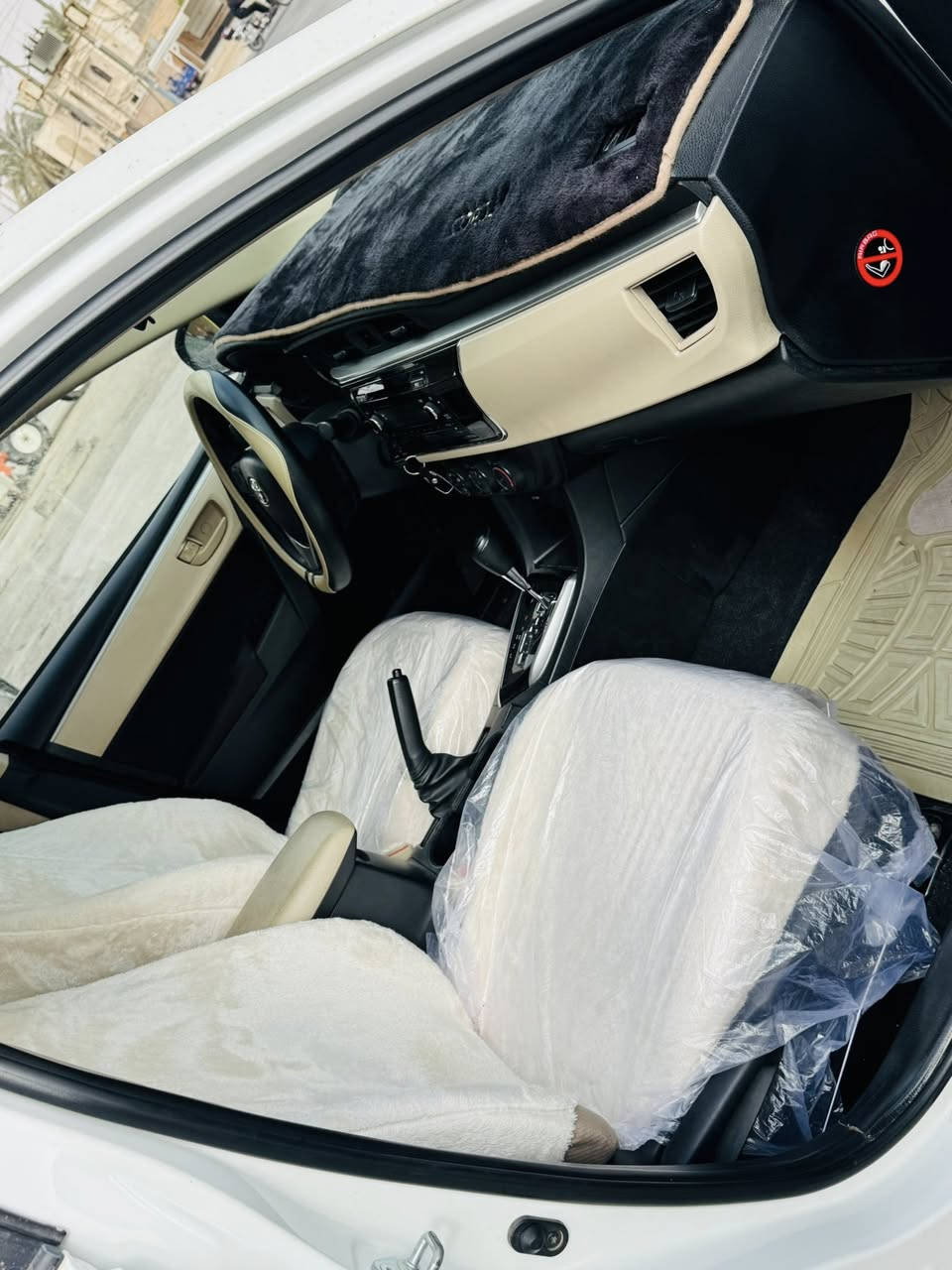 كورلا موديل 2015 خليجي محرك 1600 السياره على وضع الشركه كفاله عامه حتى الدعاميات ماشيه 128 سعر البيع 150 للاستفسار  *********** او *********** 
الانبار هيت
