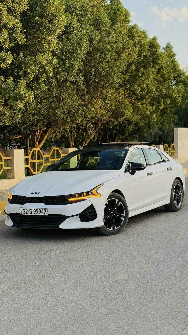 سلام عليكم
K5 2022 GT-Line فول مواصفات للاخير
السيارة كلين كلها ليبل واحد بدون تبديل بدون حادث 
فقط خشم البنيد مصبوغ و ٢ كلير امريكا بدون فتح بدون تبديل

فول مواصفات 
بنورما 
بصمة 
نقطة عمياء 
رادار 
دركة دي مختومة 
اتو هولد 
٤ انضمة قيادة 
سايد بريك بصمة 
شحن واير ليس 
شاشة وكامرة
مراية اتو دم
داخل لمس ولد 
جنطة بك لايت متصل لد 
بجم لد 
رادار خلفي 
ابريك خلفي اوتو 
جام كلة اوتو 
تشغيل عن بعد 
ترحيب 
تحكم ستيرن فول 
بعد بيهاا هواية مواصفات 
تيارات جديد 
مكينة كير كفالة 
تبريد كفالة 
ماشية 36 الف 
اربيل بسمي تحويل او وكالة حاضر 
بعدهاا بريحت الشركة

السيارة كامله ما ناقصها برغي
صدر محرك كير كشر كله كفالة بشرط
فول الفول جيتي لاين
المكان ديالى
***********
السعر : 190
