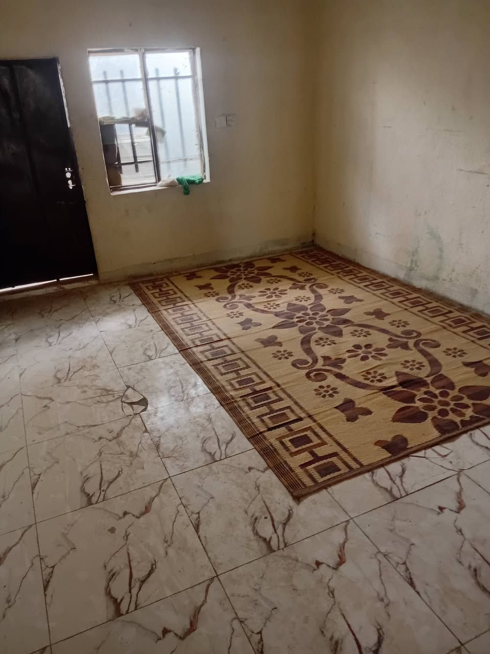 السلام عليكم بيت تجاوز بالمحمودية حي بدر بيت نضيف وجبير وحديقة للاستفسار *********** الشراي يتصل ع وتساب
