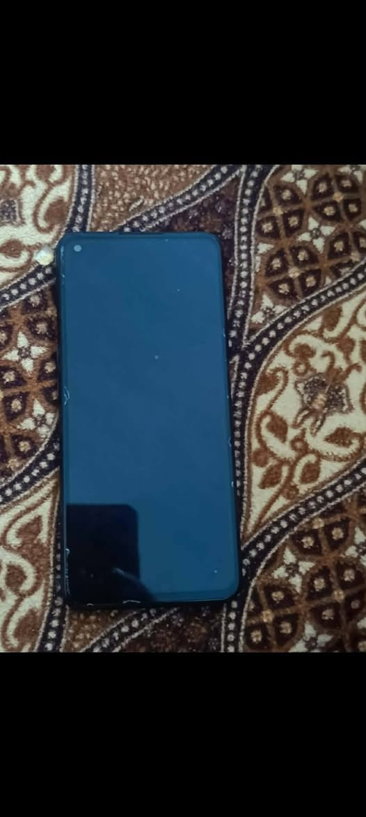 اسلام عليكم
realme 9i
ذاكره 128
بطاريه 5000
رام12
بوبجي 60 فريم 
الشاشه مفتوحه وكعد من ايدي 
سعره 90 بي مجال بسيط


**إذا كنت صاحب هذا الإعلان وتريد حذفه لأي سبب، رجاءا أرسل رسالة إلى الدعم الفني**