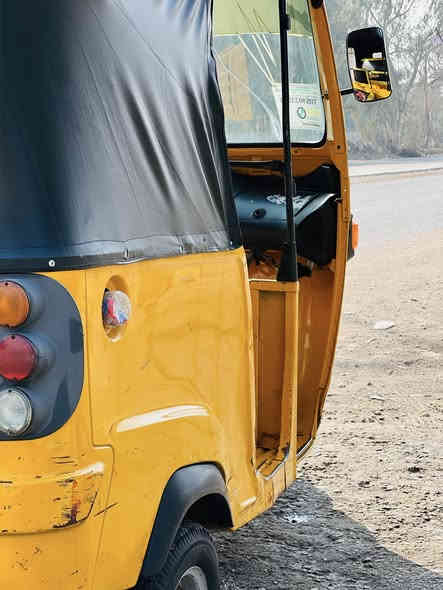 سلام عليكم تكتك بياجو موديل ١٨ وراق صولي محوره تي فيس مكينه بل جيس وتحوير ضمان تكتك ماذب ولا ربع عليه كبل لشارع سعر ٢٧٠٠وبيه مجال مكاني بابل حصوه رقم لهاتف ***********
