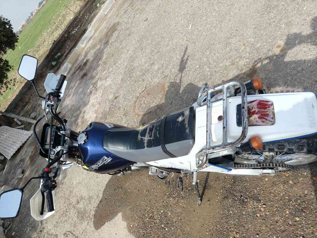 دراجه ياباني تجبل حجم 250 السعر 15 وبيها مجال *********** ميسان علي الغربي
