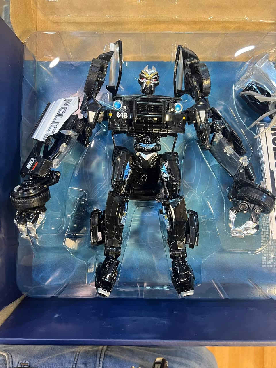 شخصية "باريكيد" (Barricade) من سلسلة ترانسفورمرز
متوفر للبيع جديد السعر خاص
متوفر توصيل لجميع محافظات العراق


**إذا كنت صاحب هذا الإعلان وتريد حذفه لأي سبب، رجاءا أرسل رسالة إلى الدعم الفني**