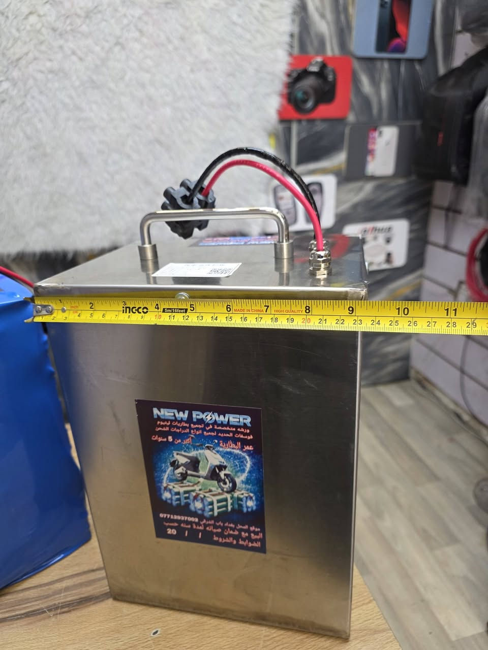 🔋ورشه نيو باور تقدم لكم🔋 
 بطاريات ليثيوم فوسفات الحديد لجميع 
   انواع الدراجات نوع اصلي والبيع مع  
  ضمان صيانه لمدة سنه مع BMS بلوتوث 
    ذكي بي نضام حمايه و لمعرفة الشحن 
   اسعار تجميعه 72 فولت  6 بطاريات 

   30 امبير مع بوكس ستيل  575 الف
        اتمشيك من 50 لل 65 كيلو 

    30 امبير بدون بوكس 500 الف 
       اتمشيك  من 50 لل 65 كيلو

   15 امبير 325 الف   مع الخصم 
       تمشيك من 20 لل 35 كيلو 

   وسبب تفاوت المسافه حسب السرعه
   والوزن وحجم الملف لاكن احسن من
     البطارية العاديه  من كل النواحي 
   يمكن شحنها على الشاحنه الاعتيادية 

       موقع المحل بغداد باب الشرقي 
     ☎️واتس اب ***********☎️
     تتوفر خدمة التوصيل لكل العراق
