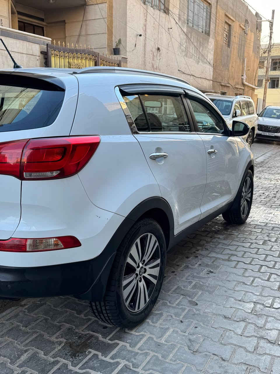 كيا سبورتج خليجي 2015 محرك 2000 دوش مشروع وطني بأسمي السيارة صبغ عام  ***********
