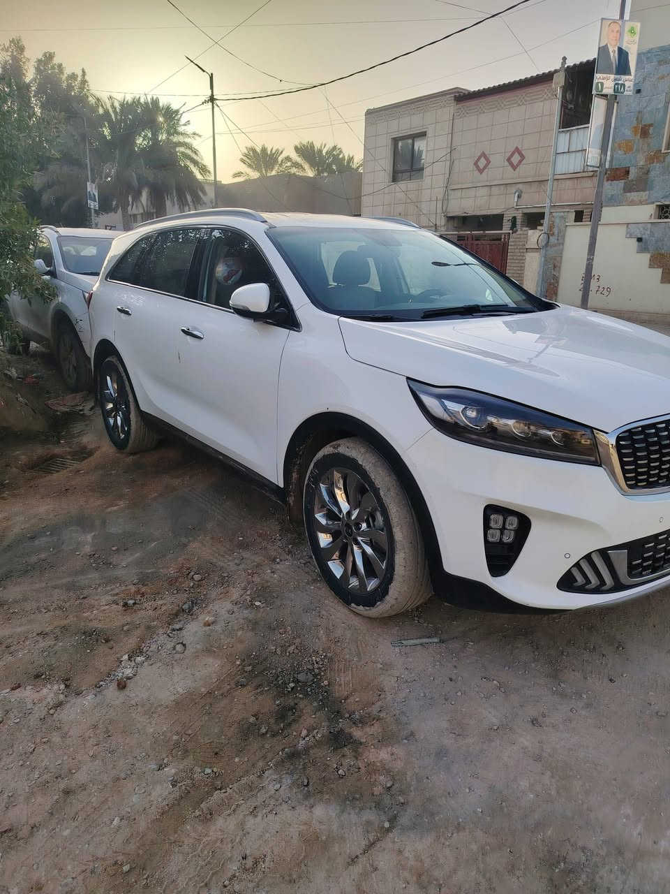 سلام عليكم
سورنتو 18شكل 20
مكفوله رقم اربيل 
لاصبغ ولاتبديل ولابارد كير مكينه وضع الشركة 
سيارة بسم شركة تاخذ تحويل 250$
تحويل المشتري 
ملاحضة بية خدوش بسيطة 
مكاني ديوانية
 السعر  227$
***********
