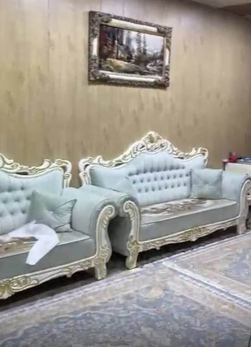 اثاث مستعمل
تخم سمائي نضيف السعر 1,250
ديوان الرصاصي نضيف السعر 750 
للعلم تزكام مو جاهز


**إذا كنت صاحب هذا الإعلان وتريد حذفه لأي سبب، رجاءا أرسل رسالة إلى الدعم الفني**