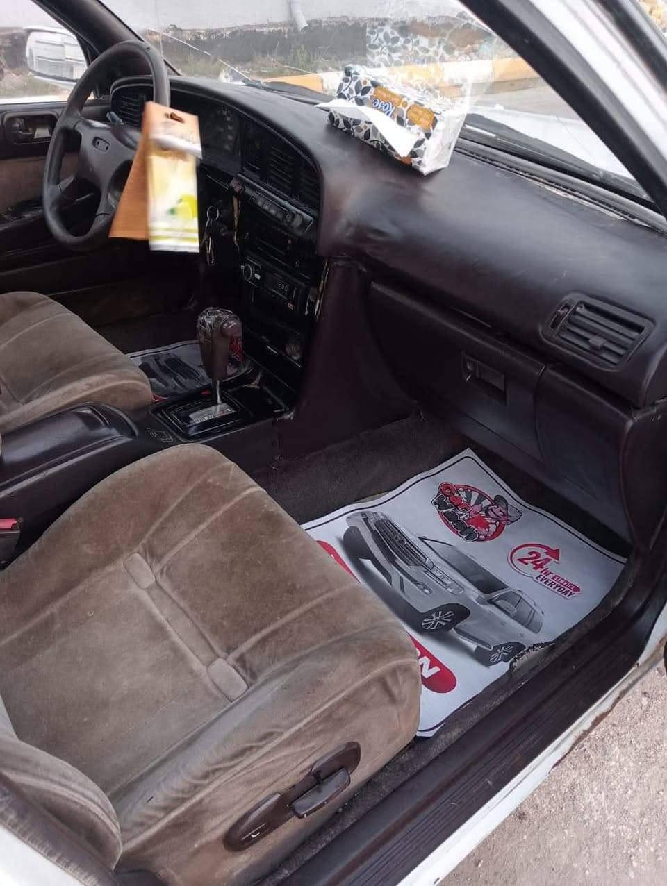 السلام عليكم كرستا مصطره مكينه كيرمكفول 4سلندر ونجي اصل تخم تاير جديد حداديه كهربايات كله شغال رقم كربلاء مكان ناصريه الغراف سعر 35 تصال علئ رقم ***********
