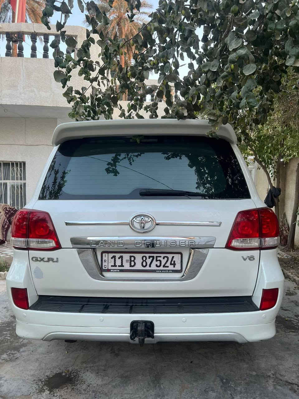 السلام عليكم لاندكروز ستينيه موديل 2011رقم بغداد انكليزي بسمي فول مواصفات كفاله عامه عدا الجاملغ الامامي بارد بسيط السعر 305 للاستفسار ***********
