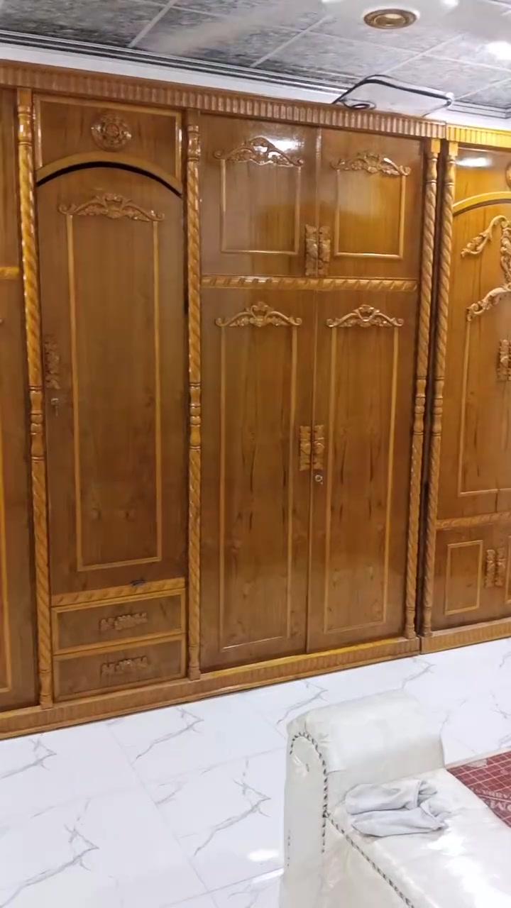 اسلام عليكم غرفه نوم ابراج ما مستعمله بس منصوبه جيديج سعر مليون وسبعميه هاذه رقمي الي تريد خلي اخابرني ويدلل *********** بي واتساب
