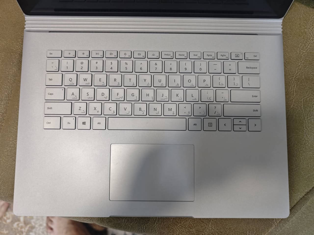 لابتوب Microsoft Surface book 2 القابل لفك الشاشة
مع شاشة 4K لمس
Core i7-8650U كور اي سفن جيل الثامن
Ram 16 GB
6 GB كرت شاشة داخلي GTX 1060
Screen 15.6 inch حجم شاشة 
Screen resoultion 3000 x 2000 دقة شاشة
blacklight keyboard كيبورد ضوئي
Hard 512 GB M.2 Nvme Samsung هارد 
Clean 95 % نظافة
ملاحظة : البطارية عمرهه اعتقد منتهي لان متروكة ما مشغلهه . من اشحنهه فول وره شويه وتنطفي
بغداد


**إذا كنت صاحب هذا الإعلان وتريد حذفه لأي سبب، رجاءا أرسل رسالة إلى الدعم الفني**