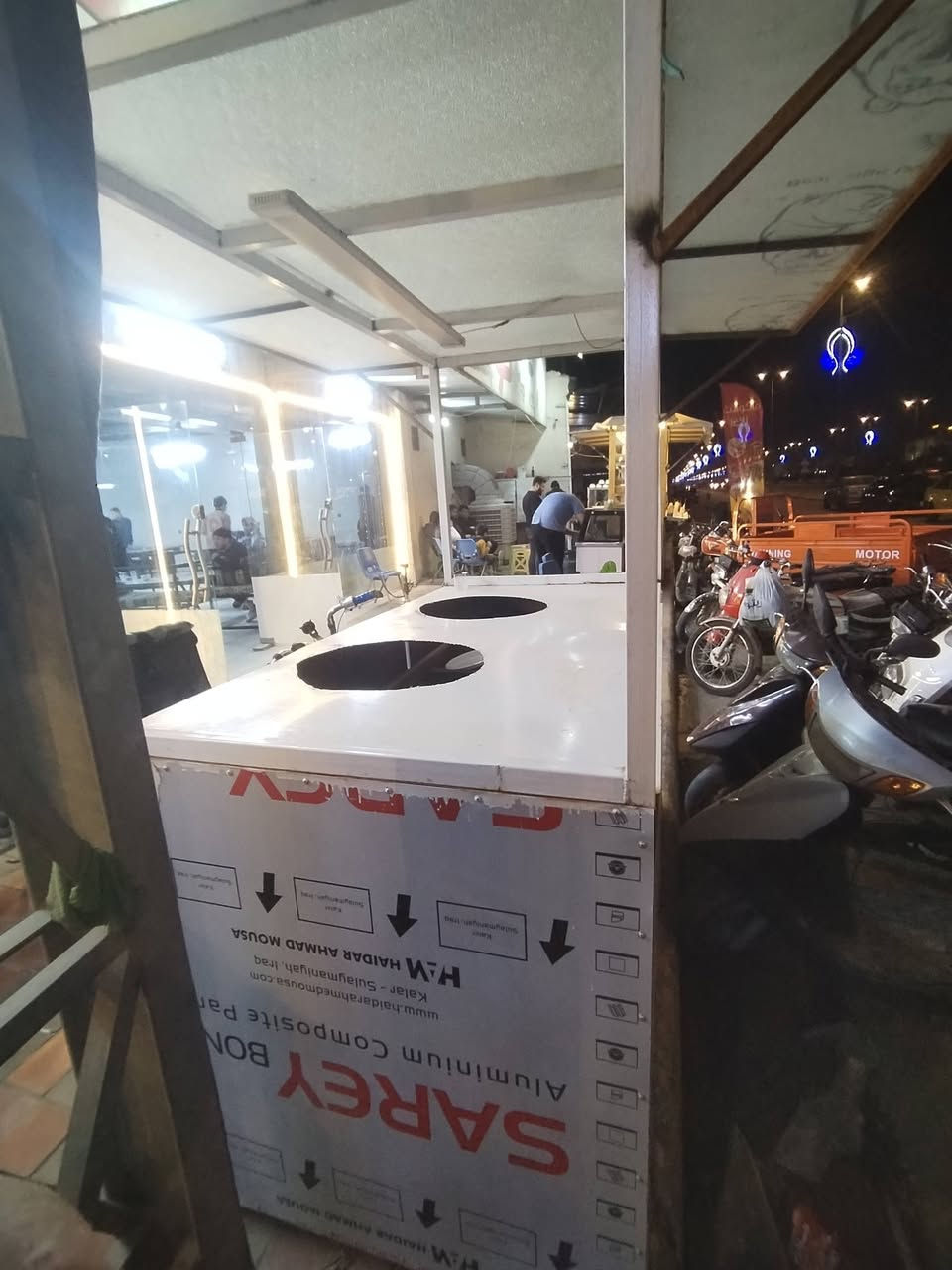 سلام عليكم عربان مال لبلبي كامله وجاهزه نظيفه وحلوه مكاني كربلاء رقمي *********** سعرها 350 الف ووالي يكول هواي خلي يشتغلها بيده اتصير اغلى
