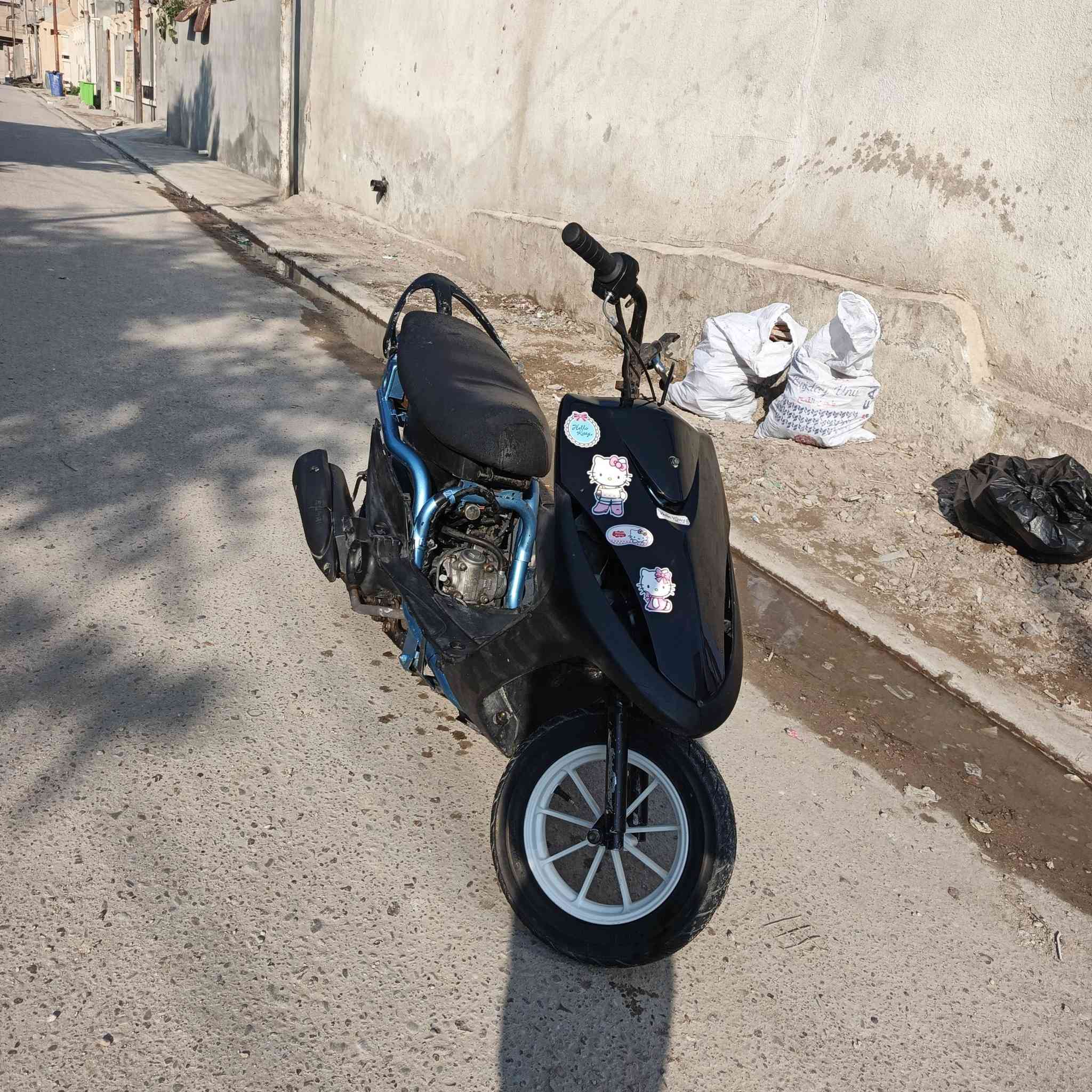 سلام عليكم دراجه ماكس عدله للبيع البوشه 55 المحرك فول وشر نعومه الدرجه شلعه تشك الكاع وشرط شلعه ومعدل السعر 350قفل🔐 مو شراي التعبني ولاتعبك رقم الهاتف ***********
