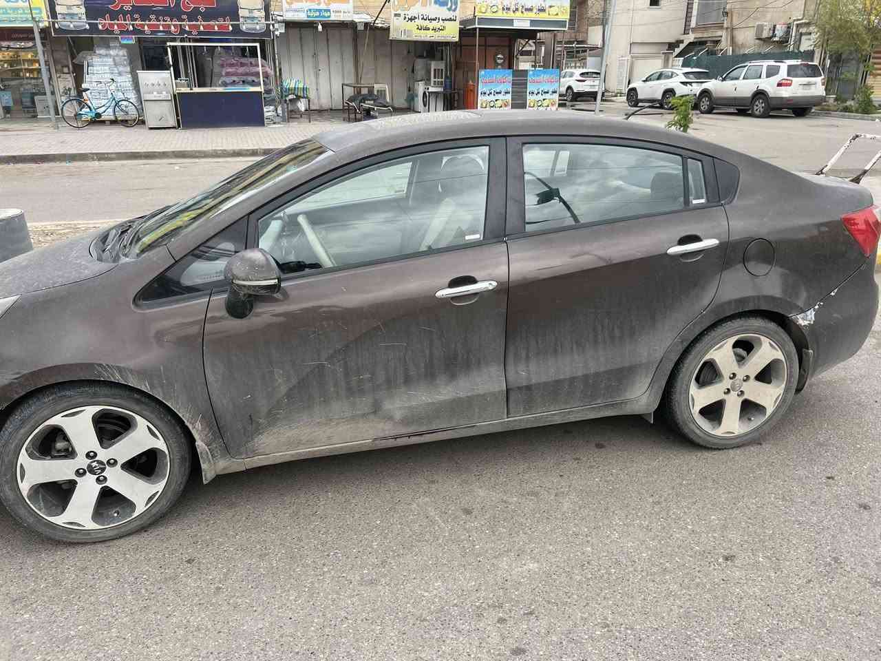 ريو للبيع 2015 ماشيه 61 ألف خليجي السعر 85 للاتصال ***********
