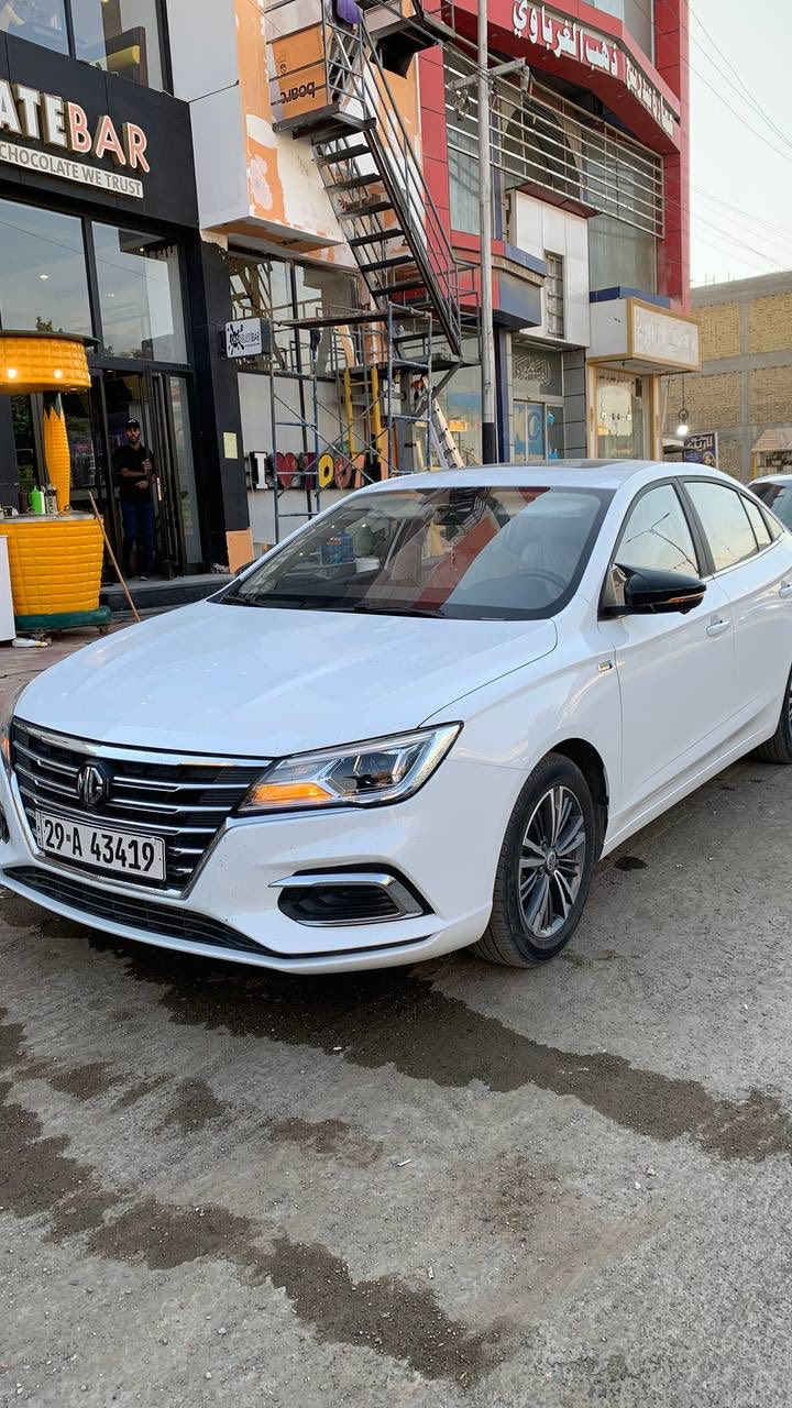 سيارة MG5
موديل 2024
مكفولة من كلشي 
فول مواصفات 
للبيع 
الرقم ***********
