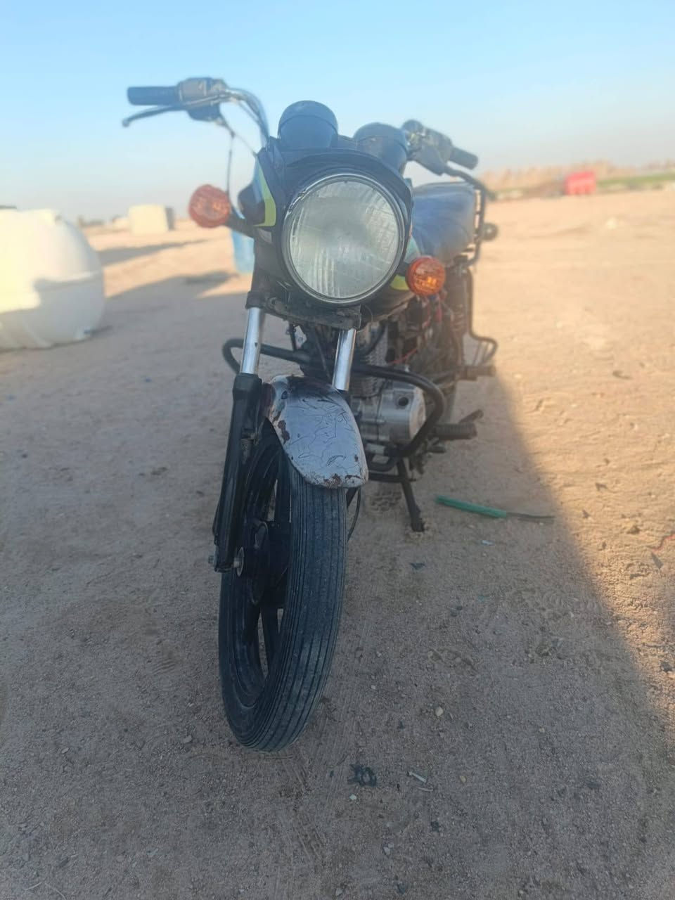 سلام عليكم دراجه بوكسر،، 5كير نكره هندر كلك كهربائية كامله شغاله سعر 375وبيها ***********
