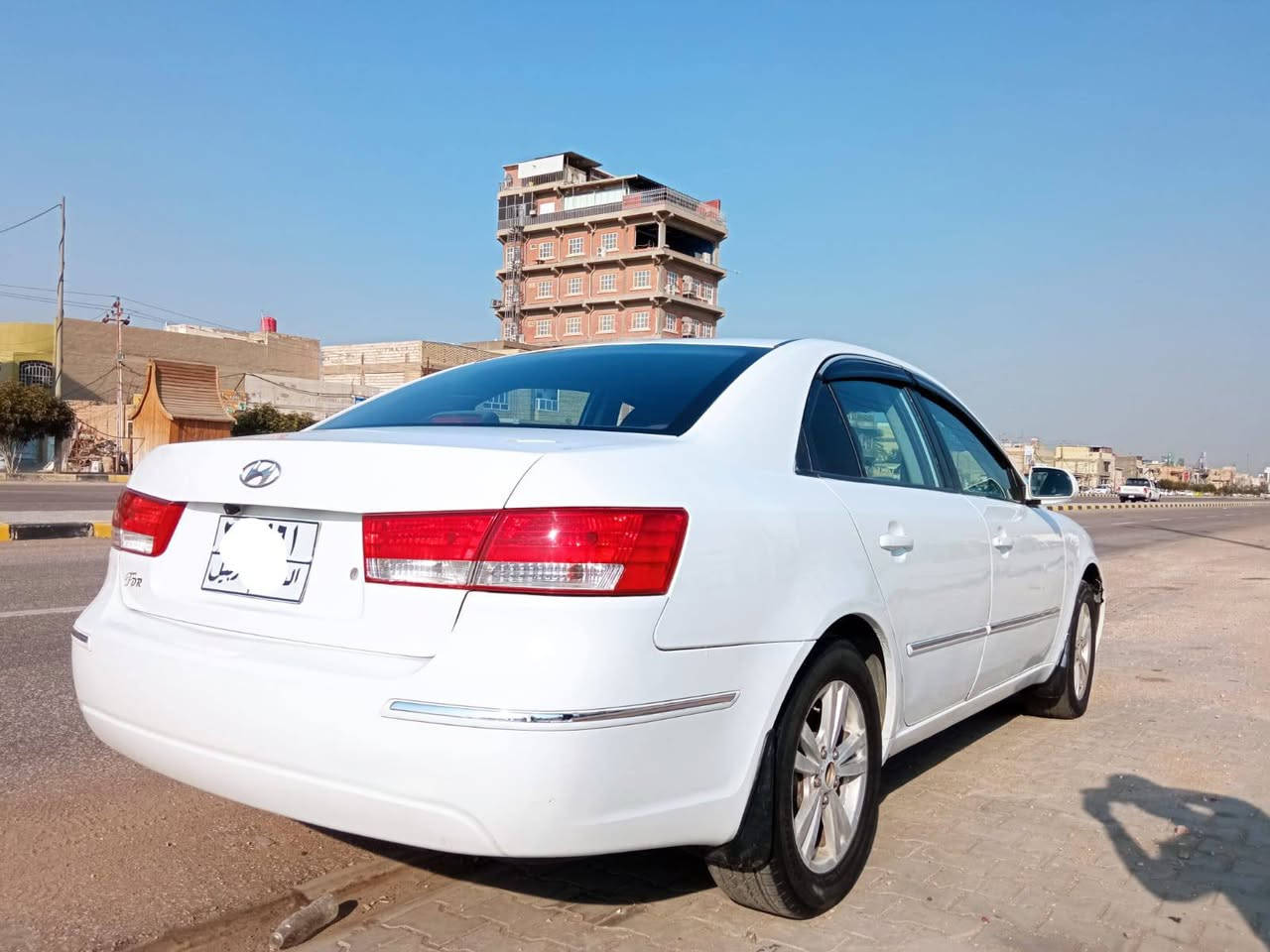 سوناتا 2009 خليجي  رقم اربيل  بيها بعض الصبغ ابيع احزام.المحرك 2400  السعر 100 .تبريد فول شاشه وكامره خلفيه .الكير والمحرك جدد .الرقم *********** مكان السياره النجف الاشرف النجف, العراق
