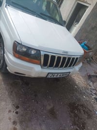 جيب شيروكي 2000 • جيب شيروكي • شيروكي • سيارة جيب • سيارة بيضاء • سيار...